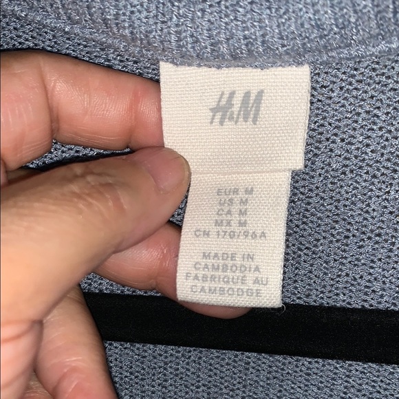 Gently Loved Blue Knit Collared V Neck Shirt by H&M **No longer Sold on Site** - Picture 3 of 8